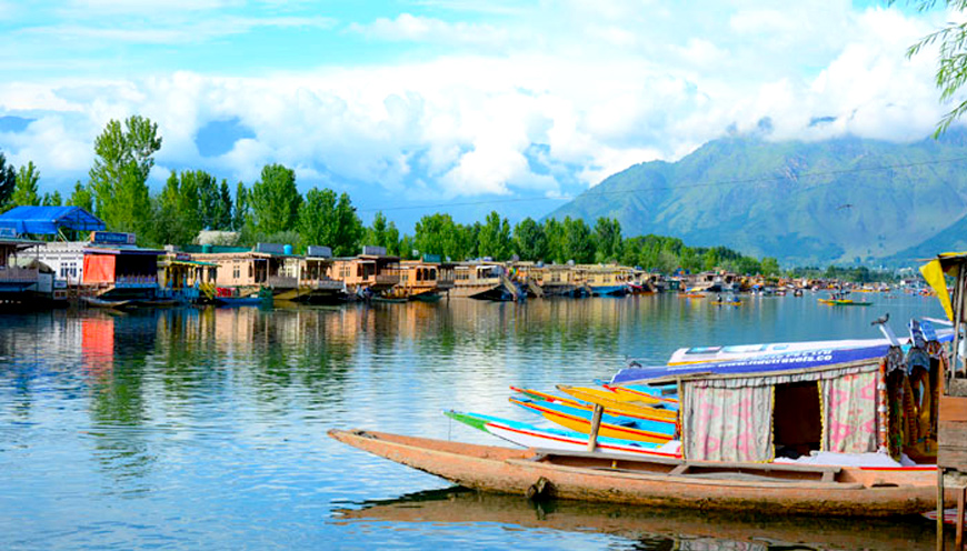 Excursion_Srinagar-maximtrip.jpg